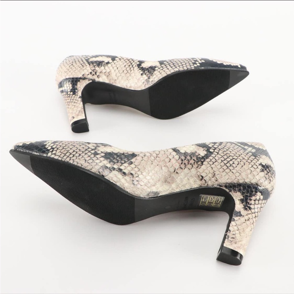 Stuart Weitzman Python Pumps NWT IOB - Size 5 - Picture 3 of 6